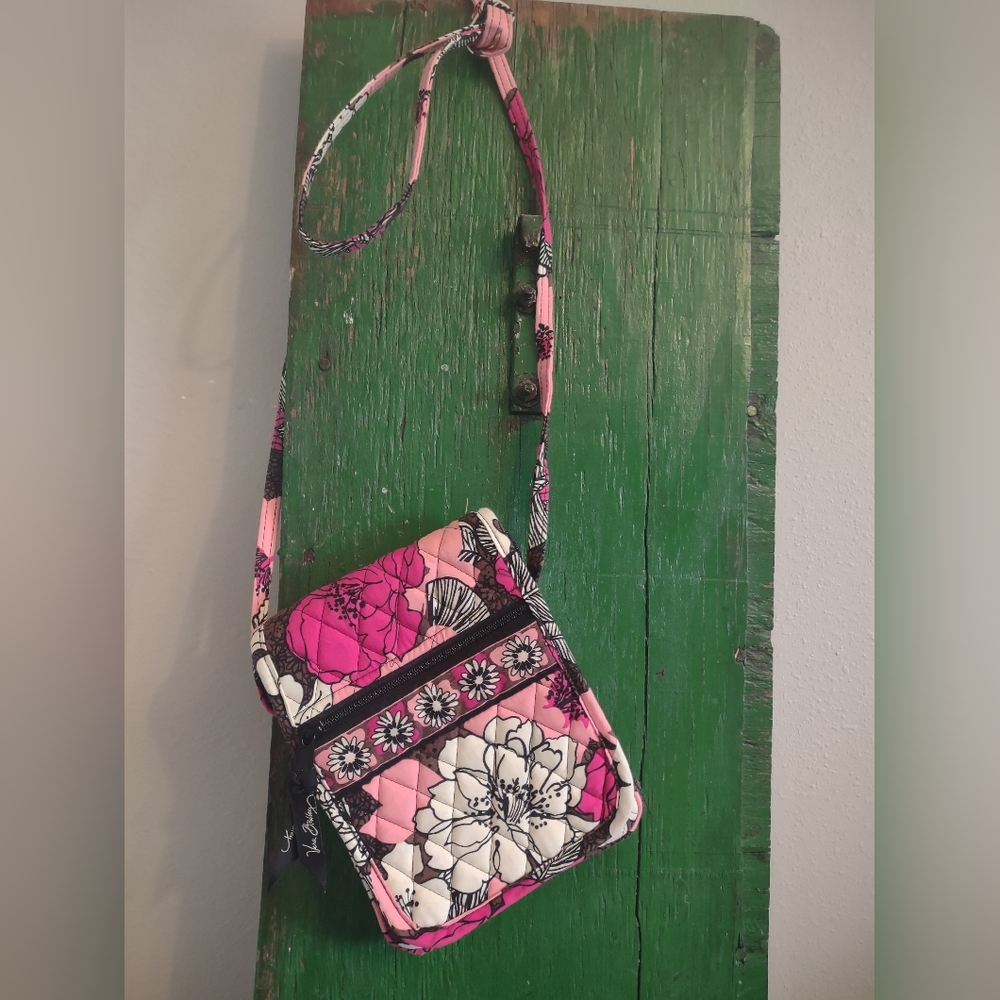Vera Bradley crossbody.